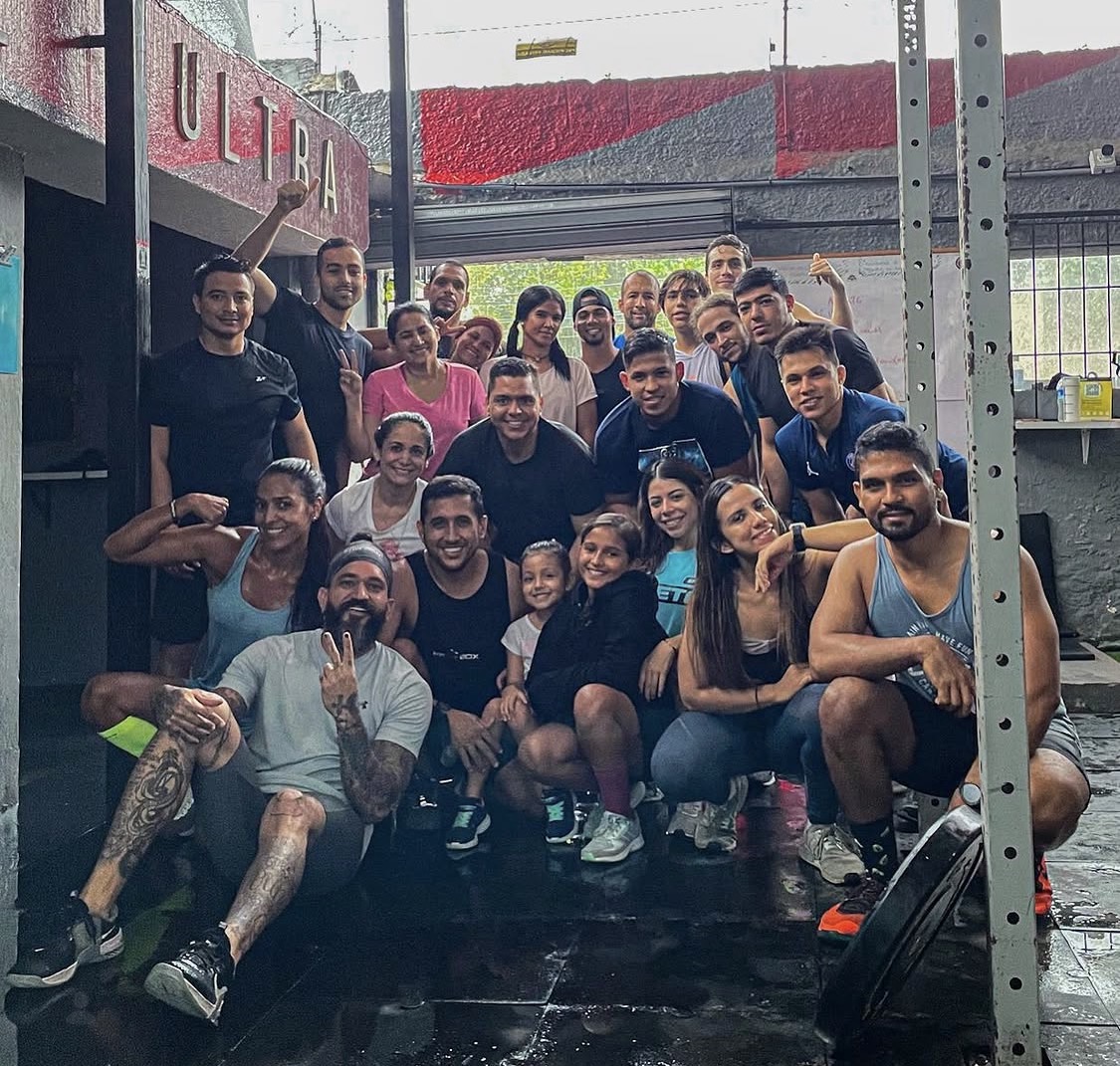 Jotik Serje with the Infinity Box community in Colombia