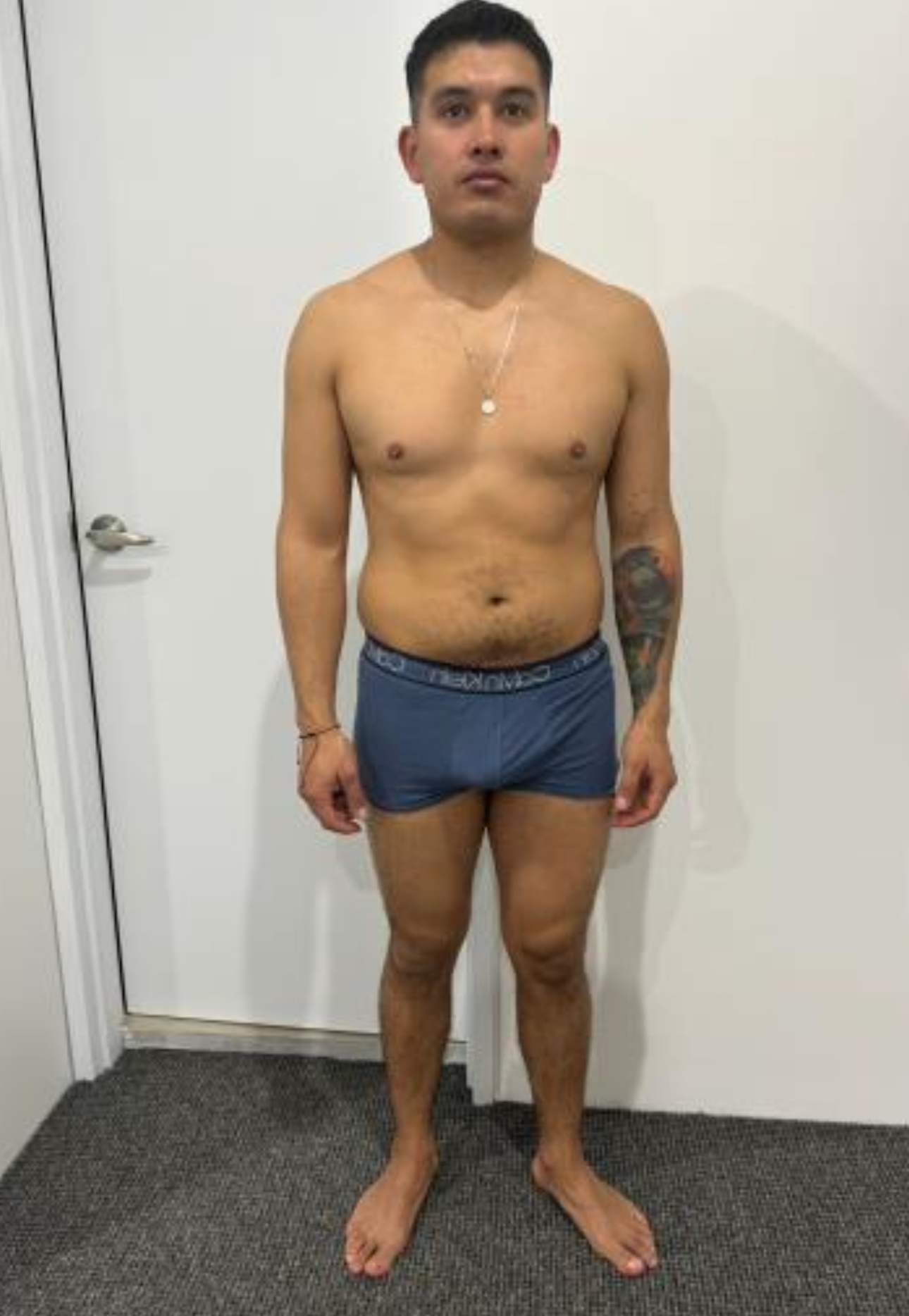 Juan David at the beginning of his personal training and nutrition process